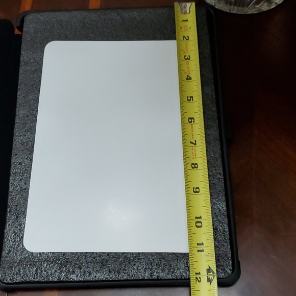 UAG case for IPad Pro 12.9 inch - Picture 4 of 4